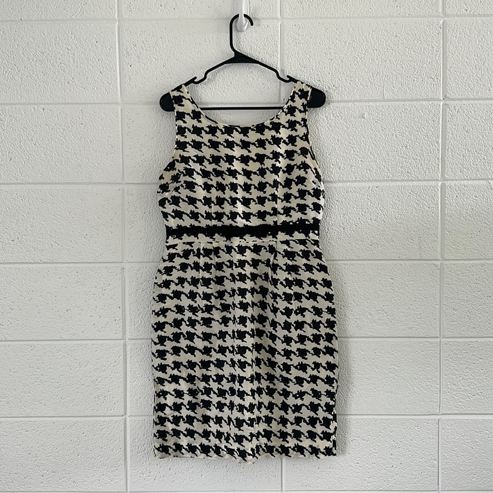 Kate Spade black and white formal dress. Size 8.